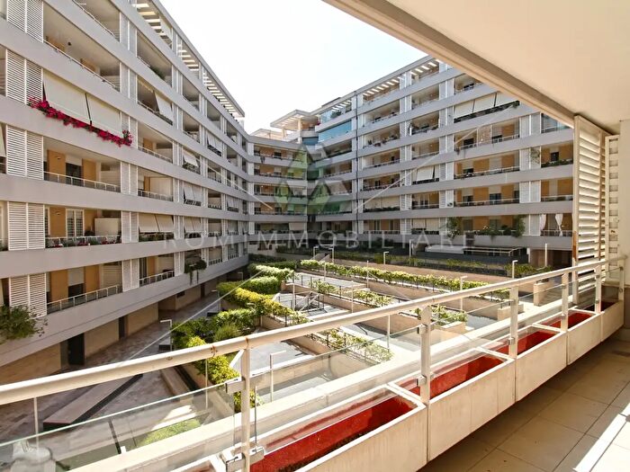 Appartamento bilocale in vendita in Via Alessandro Terracini, Roma