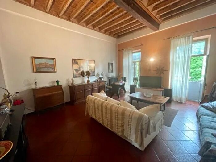 Appartamento con 5 locali in vendita in Alessandria