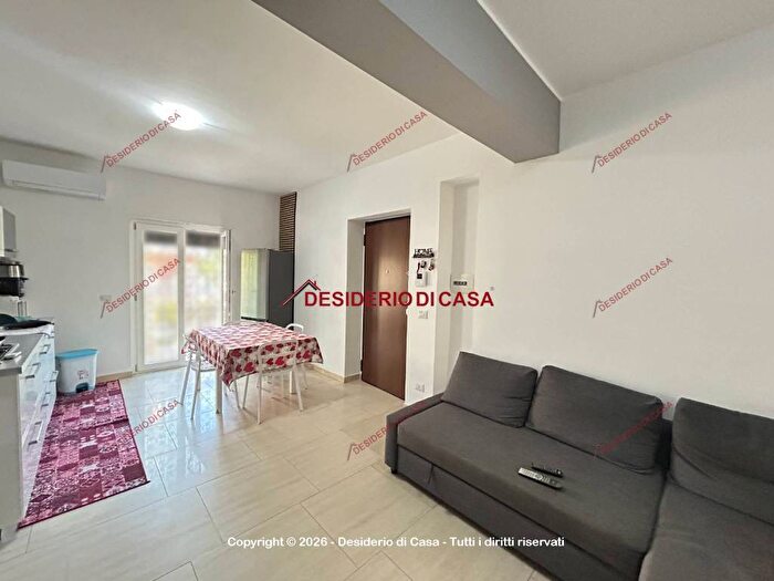 Appartamento trilocale in affitto in Via Michele Reina, Villabate