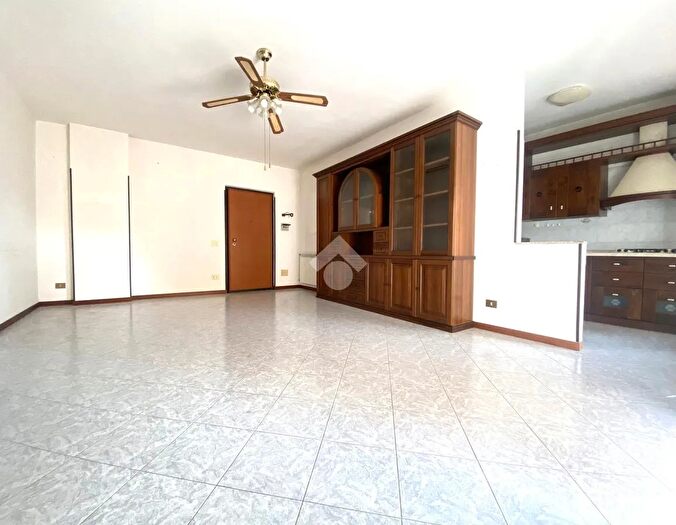 Appartamento trilocale in vendita in Via Bruno Buozzi, Mentana