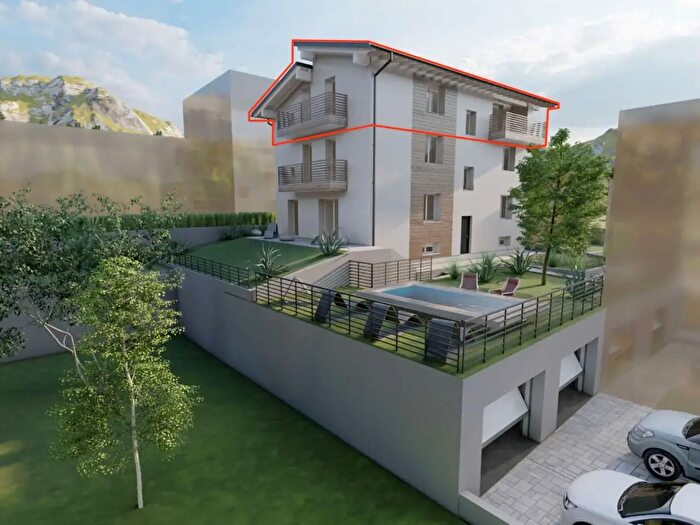 Appartamento trilocale in vendita in Via dei Monti, Pisogne