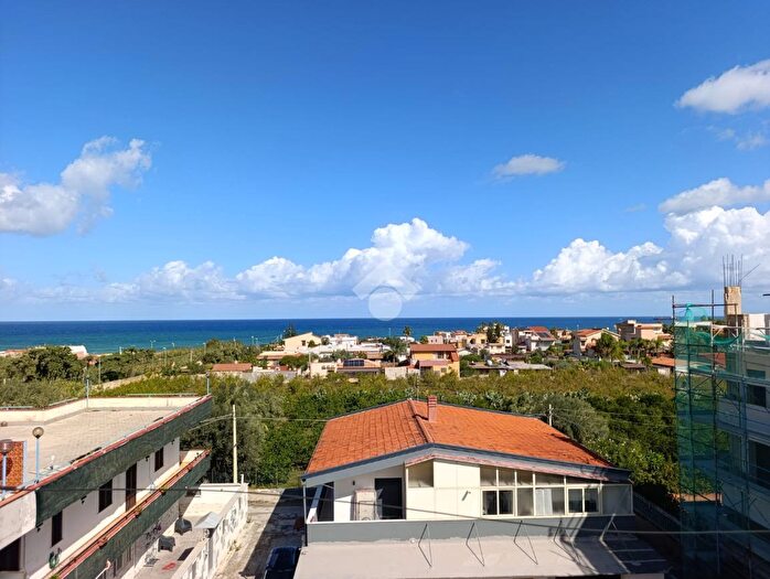 Appartamento con 5 locali in vendita in Via Calabrese, Ficarazzi