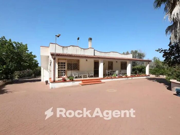 Casa con 6 locali in vendita in Strada Provinciale, Ugento