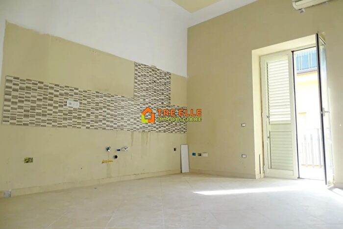 Appartamento trilocale in vendita in Via Materdomini Mariglianella Na, Mariglianella