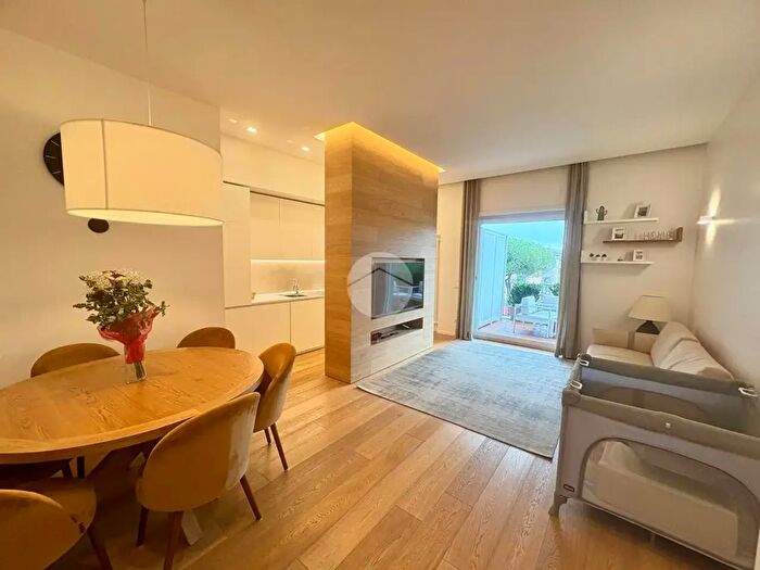 Appartamento trilocale in affitto in Via Civitella dAgliano, Roma