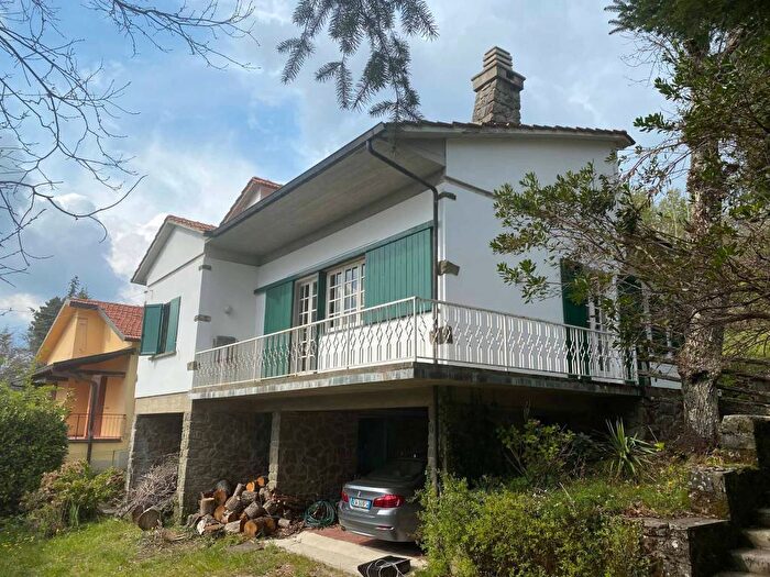 Appartamento trilocale in affitto in Via Mammianese, Goraiolo, Marliana