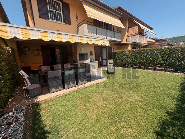 Appartamento trilocale in vendita in Via Donatori di Sangue, Rodengo Saiano