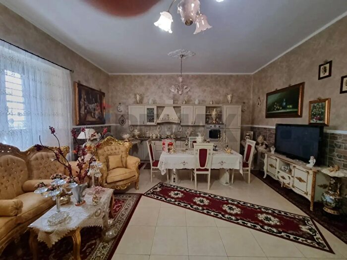 Casa con 5 locali in vendita in Contrada Patellina Snc, Paterno'