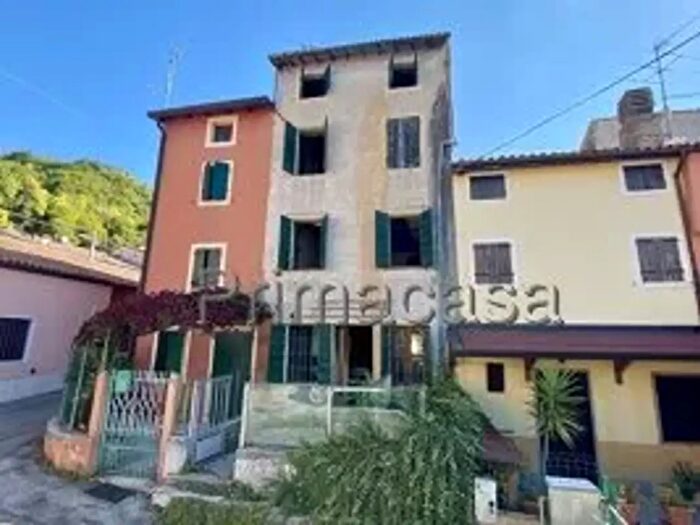 Casa con 5 locali in vendita in Via Villa di Azzago, Grezzana