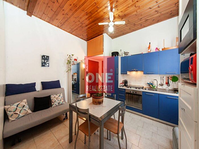 Appartamento monolocale in affitto in Via Giambellino, Giambellino, Milano