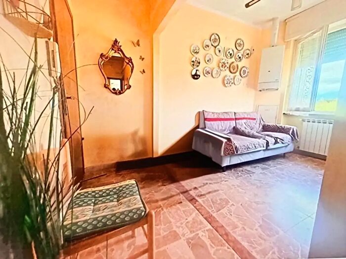 Appartamento bilocale in vendita in Massa