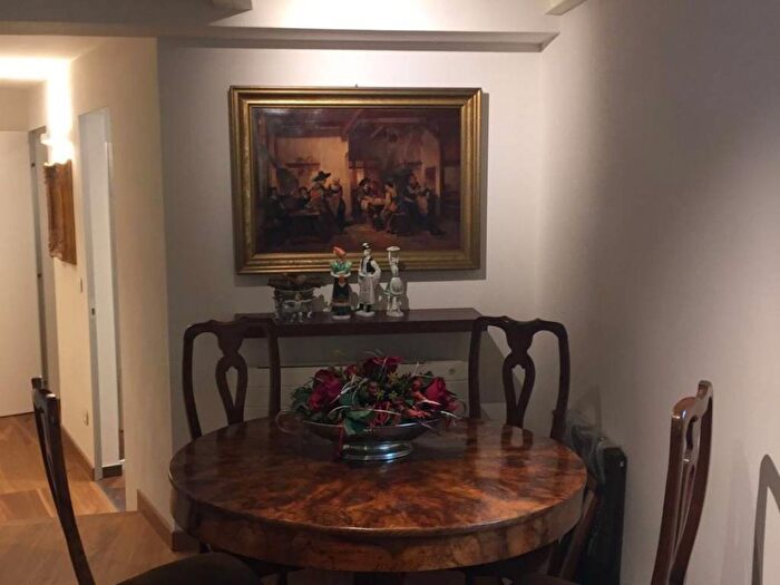 Appartamento bilocale in affitto in Via Castiglione, Centro Storico, Bologna