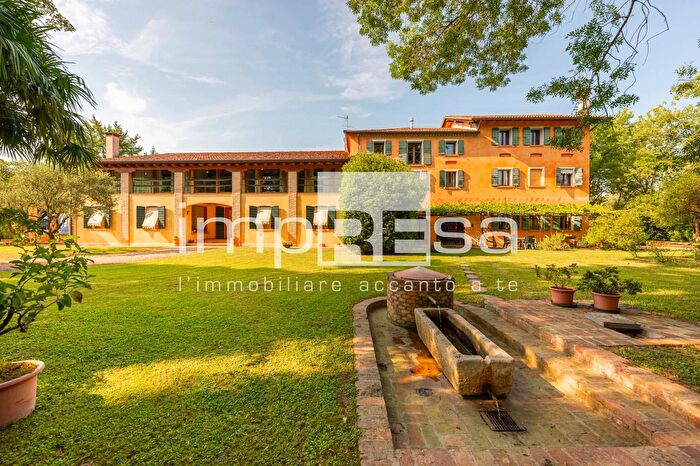 Casa con 12 locali in vendita in Don Sturzo, Marcon