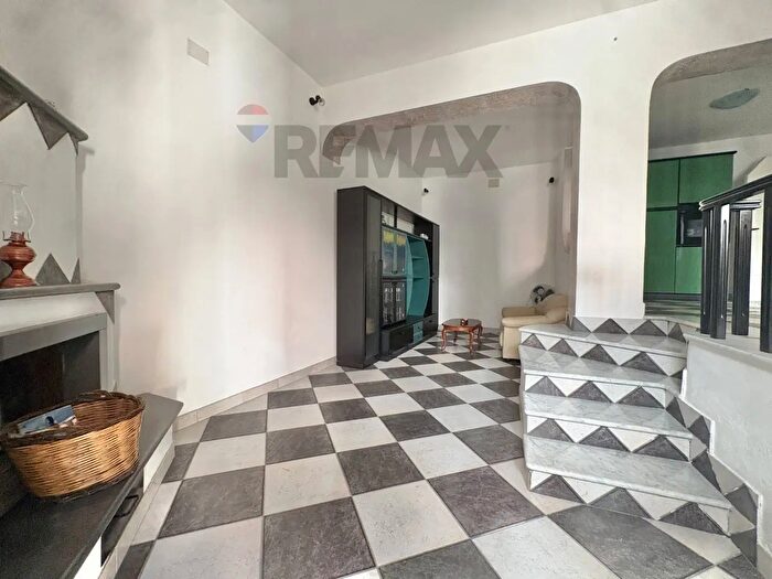 Casa con 5 locali in vendita in Via Nuova, Malvagna