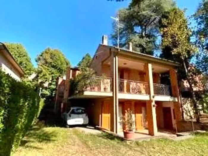 Casa con 6 locali in vendita in Via Cassia, Acquapendente