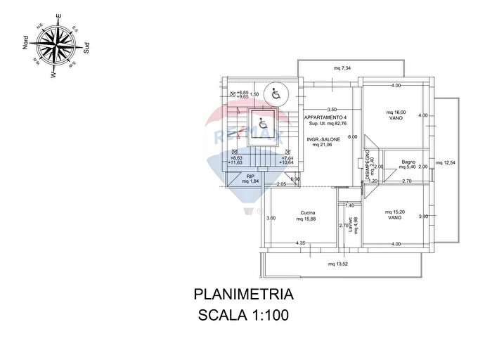 Appartamento quadrilocale in vendita in Via Verga Snc, Acireale