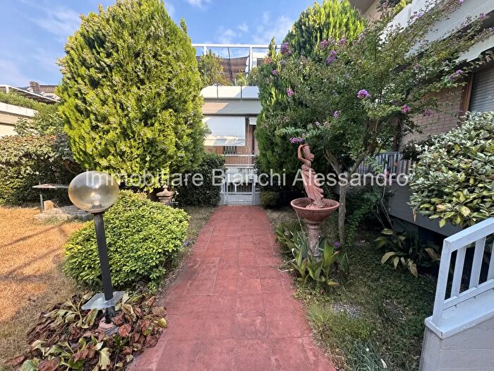 Appartamento quadrilocale in vendita in Via Don Lorenzo Perosi, Bagno A Ripoli