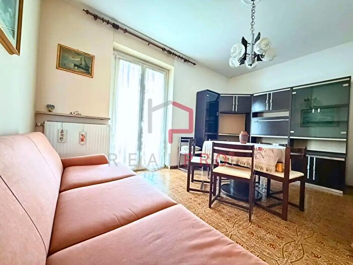 Appartamento trilocale in vendita in Via Pietralba, Bolzano