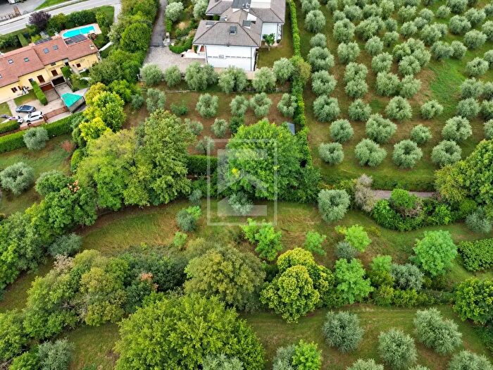 Casa trilocale in vendita in Via Dante Alighieri, Puegnago del Garda