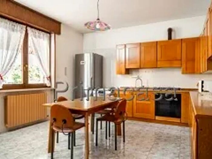 Appartamento con 5 locali in vendita in Via Altichiero, Zevio