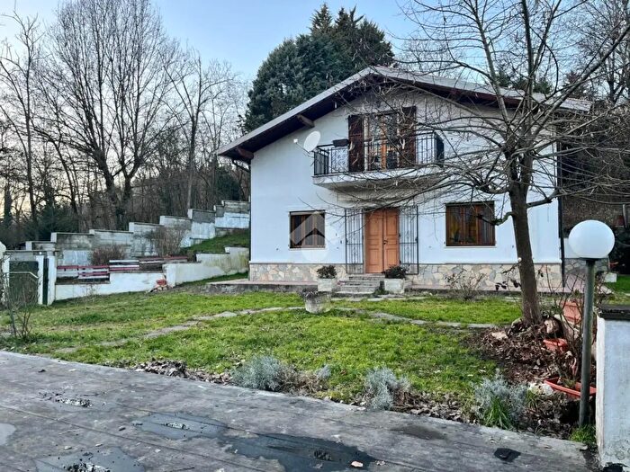 Casa quadrilocale in vendita in Str Caranzano, Cassine