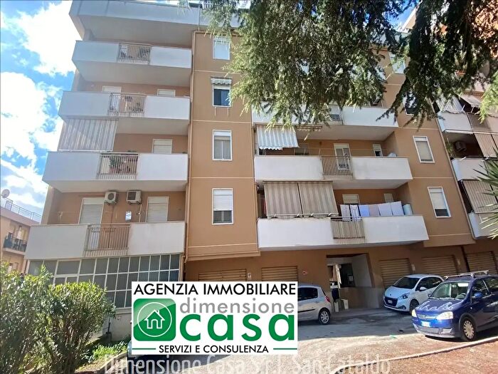 Appartamento in vendita in Piazza Giorgio La Pira, San Cataldo