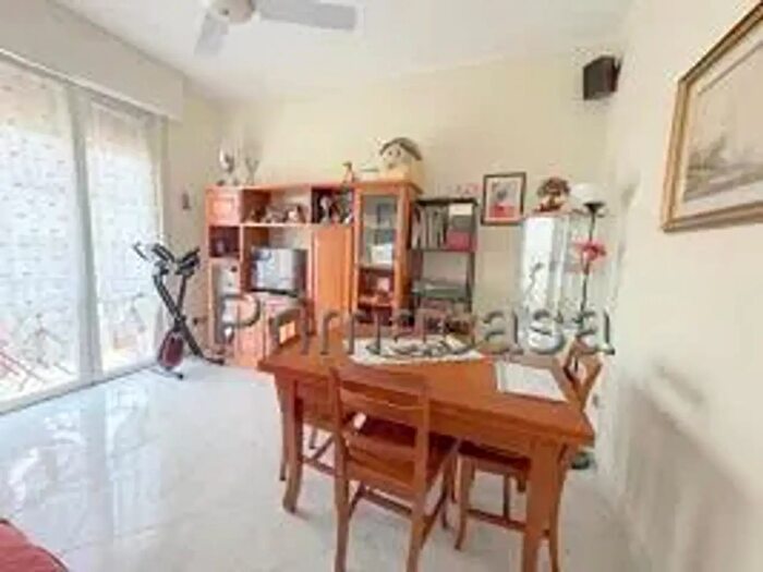 Appartamento quadrilocale in vendita in Via Mincio, Verona