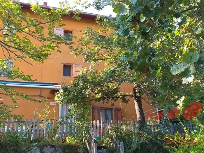 Casa con 5 locali in vendita in Gaggio Montano