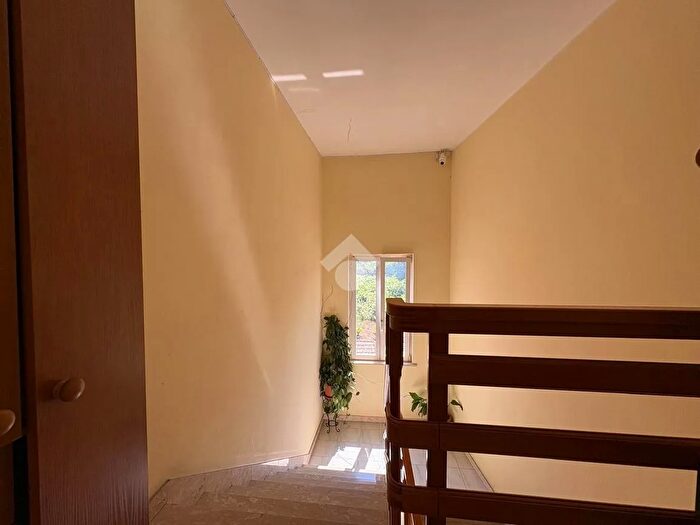 Appartamento trilocale in vendita in Appartamento Via Lucrezio Caro, Fondi