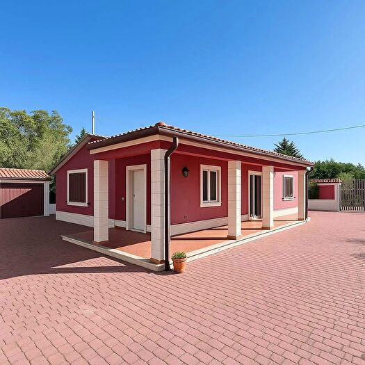 Casa quadrilocale in vendita in Cda Roccella Maiata, San Cataldo