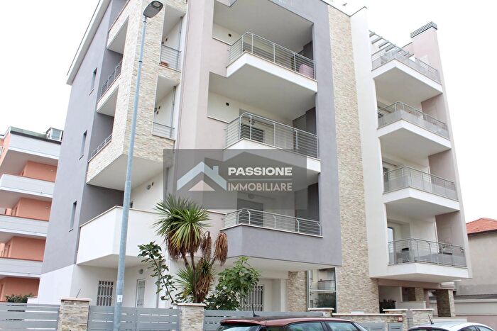 Appartamento bilocale in vendita in Via Trieste, Alba Adriatica
