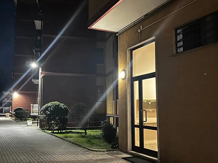 Appartamento trilocale in vendita in Viale Petrarca, Vigevano