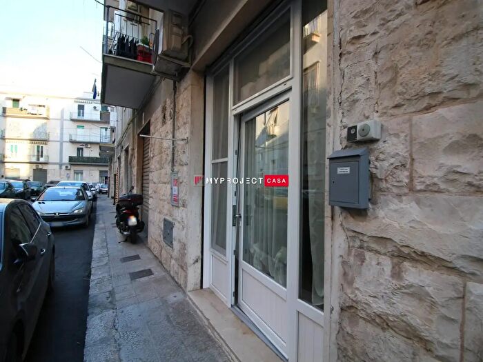 Appartamento bilocale in affitto in Via Umberto Giordano, Martina Franca