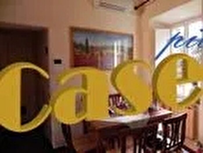 Appartamento quadrilocale in vendita in Camaiore