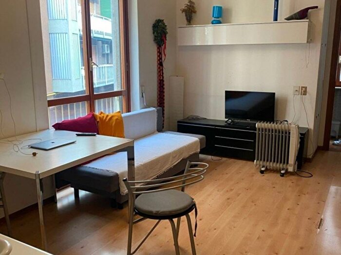 Appartamento monolocale in affitto in Viale Bligny, Bocconi, Milano