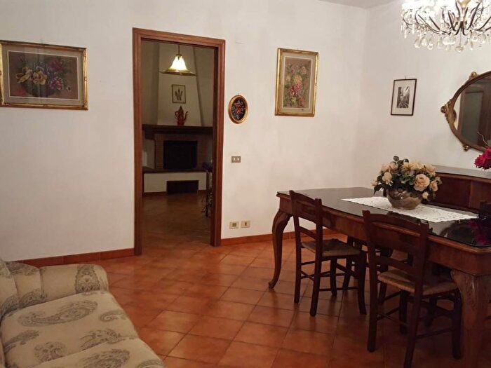 Casa con 6 locali in affitto in Porta Nuova Ingegneria, Pisa