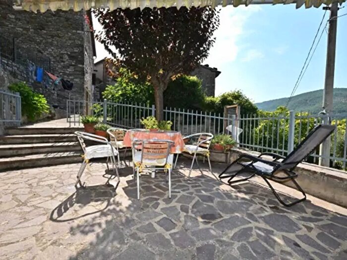 Casa bilocale in vendita in Pierle, Cortona