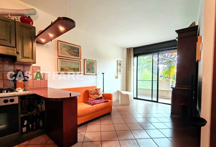 Appartamento bilocale in vendita in Via Conti Albani, Albano SantAlessandro