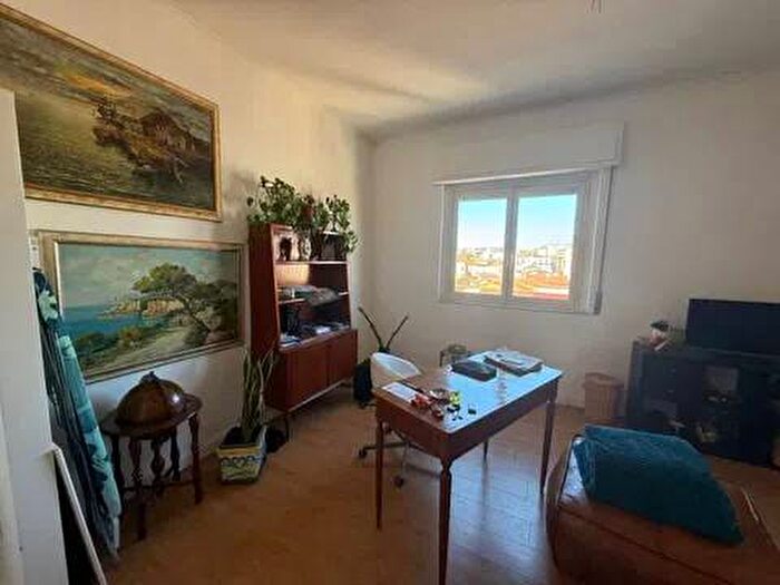 Appartamento quadrilocale in affitto in Via San Pietro, Borgo, Catania