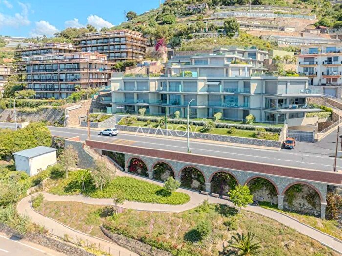 Appartamento bilocale in vendita in Sanremo