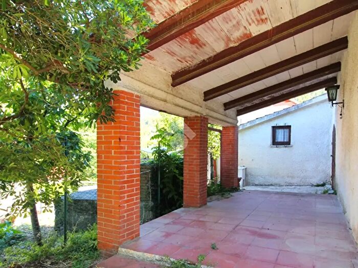 Casa bilocale in vendita in Vocabolo Colle Sant'Eugenia, Stroncone
