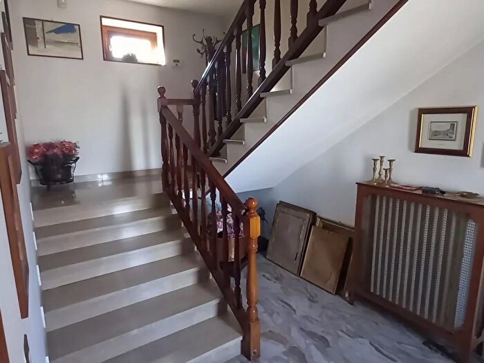Casa con 6 locali in vendita in Pieve Porto Morone