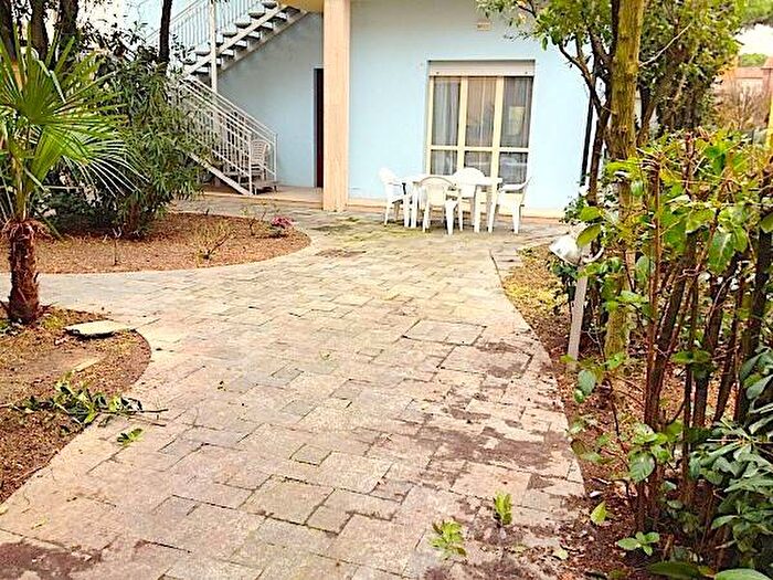 Appartamento quadrilocale in affitto in Viale Nazario Sauro, Centro, Cervia