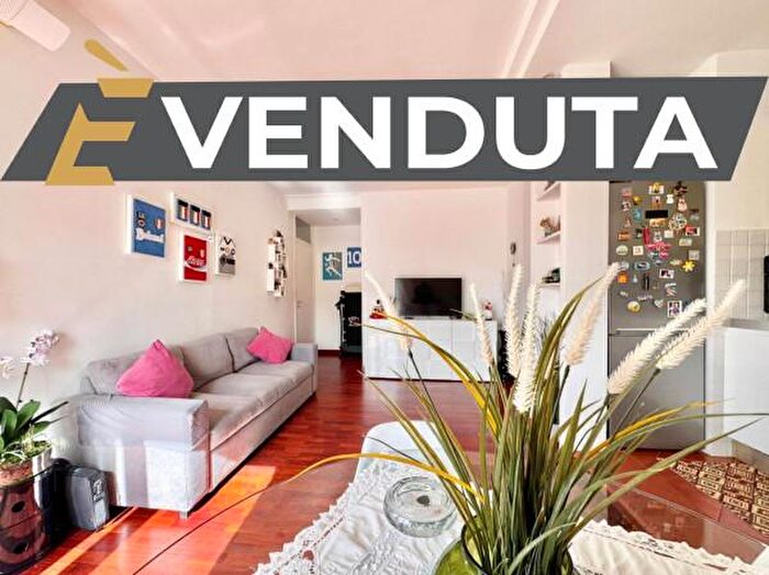 Appartamento trilocale in vendita in Via Eduardo Nicolardi, Napoli