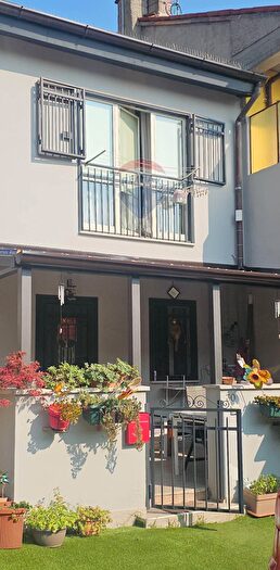 Casa trilocale in vendita in Chignolo Po