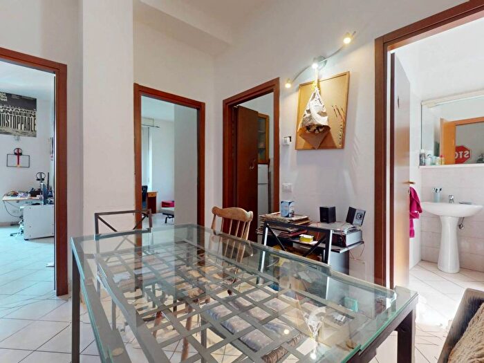 Appartamento trilocale in affitto in Via Giulio Carcano, Pezzotti Meda, Milano