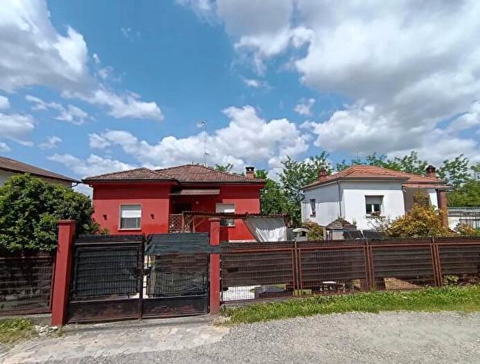 Casa con 5 locali in vendita in Via Salvador Allende, Castel San Giovanni