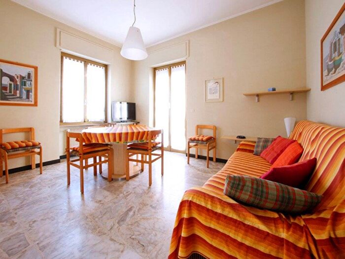 Appartamento bilocale in affitto in Via Roma Borgo Barusso, Alassio