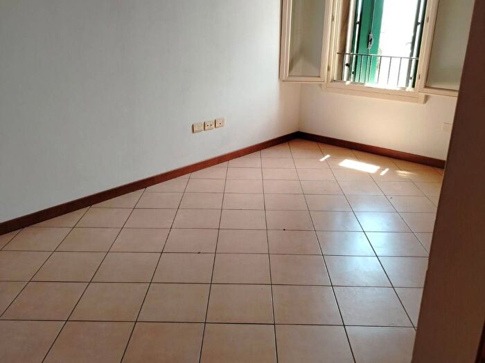 Appartamento trilocale in affitto in Piazza Duomo, Centro, Cologna Veneta