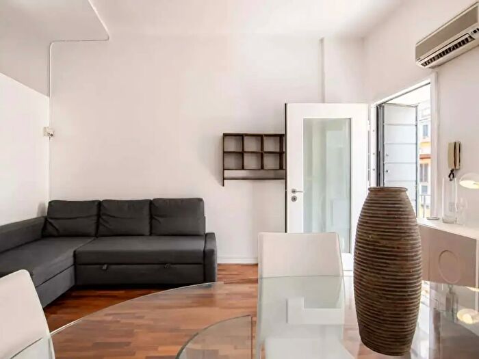 Appartamento monolocale in affitto in Via Carlo Farini, Milano